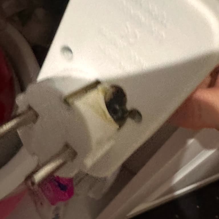 Ufo Elektrik Tehlikeli Akım Koruyucu Priz Sorunu