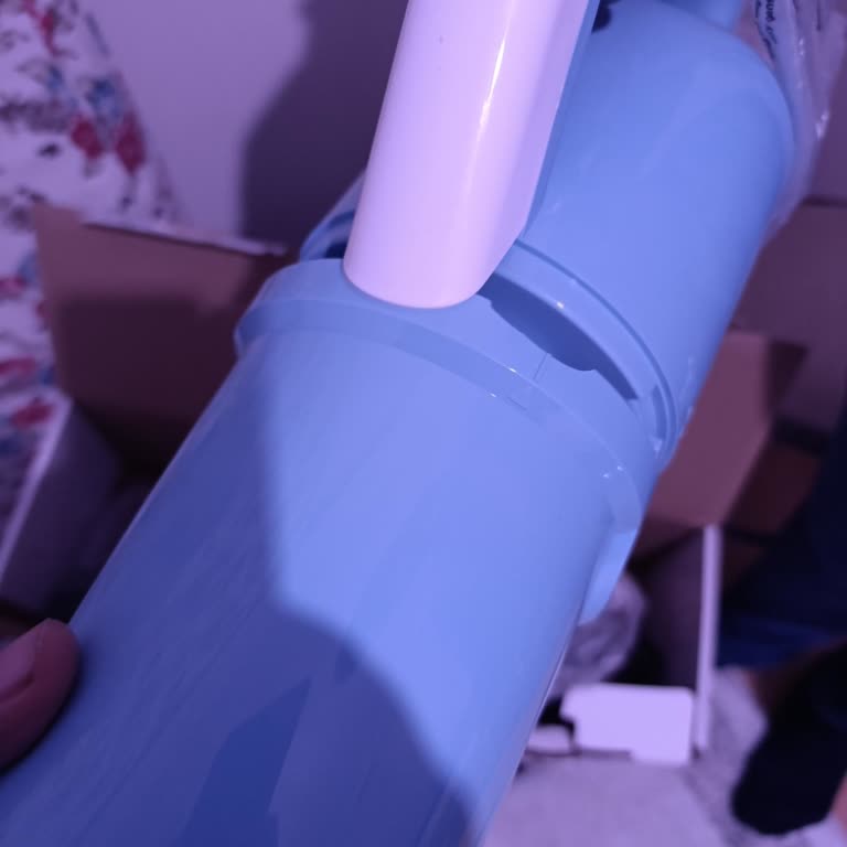 Kırık Süpürge Ve İlgisiz Mağaza Deneyimi