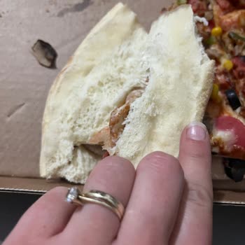 Çeşme Marina Domino's: Hijyen Ve Hizmette Büyük Hayal Kırıklığı