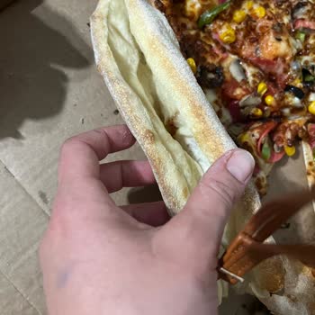 Çeşme Marina Domino's: Hijyen Ve Hizmette Büyük Hayal Kırıklığı