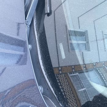 Premium Aracın Cam Fitili Sorunu