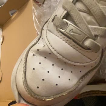 Nike Mağazasından Alınan Ayakkabıda Kalite Sorunu