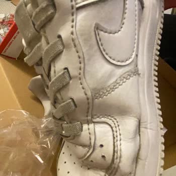 Nike Mağazasından Alınan Ayakkabıda Kalite Sorunu