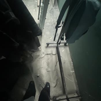 Milyon Performance Hall Kıyafetlerimiz Kirli Zarar Görmüş Şekilde Bize Geri Veriliyor