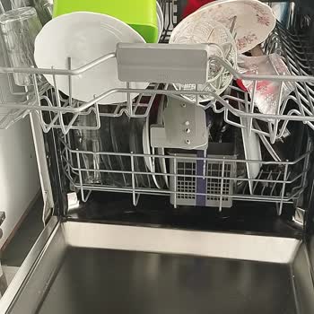 Beko Bulaşık Makinesi Sürekli Leke Sorunu Yaşatıyor