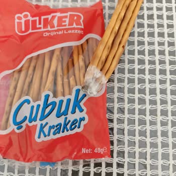 Bozuk Ülker Çubuk Kraker Şikayeti: Sağlığa Aykırı Durum