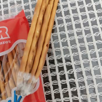 Bozuk Ülker Çubuk Kraker Şikayeti: Sağlığa Aykırı Durum