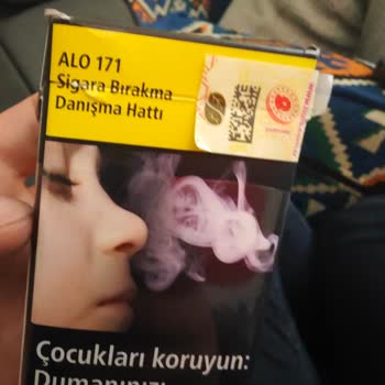 Parliament Night Blue'da Kalite Sorunu