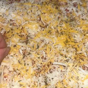 Dr. Oetker Pizzasında Hijyen Skandalı: Uzun Kıl Şoku!