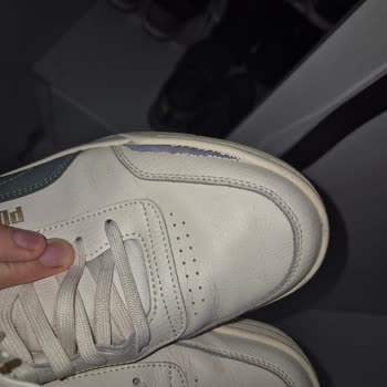 Puma Ayakkabının Yanları Açıldı: Kalite Sorunu