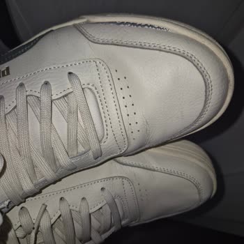 Puma Ayakkabının Yanları Açıldı: Kalite Sorunu