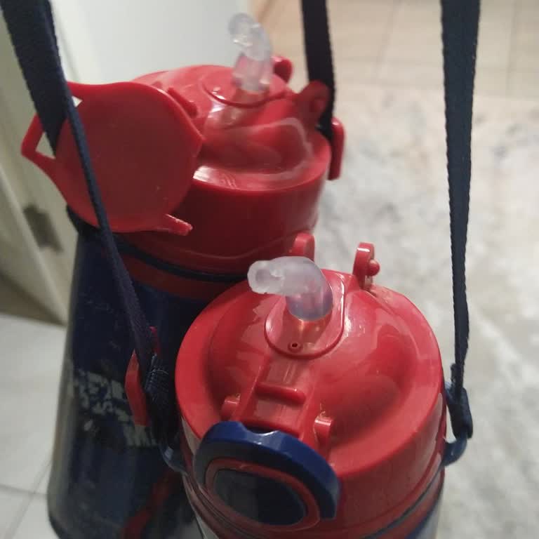 Spiderman Figürlü Çelik Suluk Kapak Sorunu