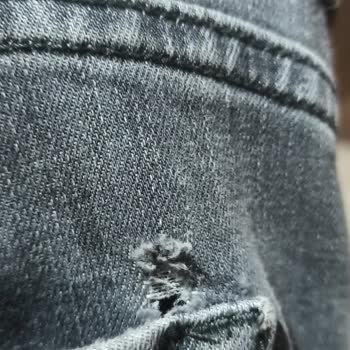 Kusurlu Pantolon Ve Mağaza İade Sorunu