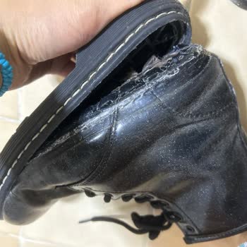 Dikiş Görünümlü Ayakkabı Hayal Kırıklığı