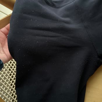 Oysho Giyim Yüksek Fiyatlı Pantolonun Hızla Tüylendi!