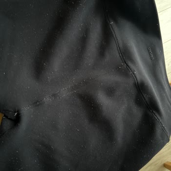 Oysho Giyim Yüksek Fiyatlı Pantolonun Hızla Tüylendi!