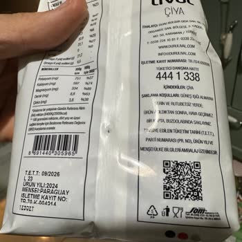 Kapalı Paketlerdeki Gizemli Kahverengi Böcekler