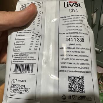 Kapalı Paketlerdeki Gizemli Kahverengi Böcekler