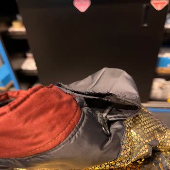 Columbia Jacke mit Produktionsfehler nicht umgetauscht oder zurückgenommen