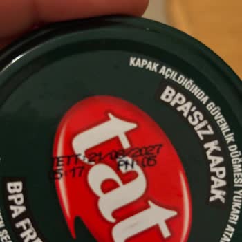 Tat Turşu İçinde Metal Tel Şoku