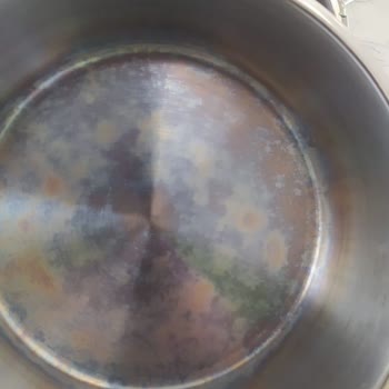 Yeni Alınan Tencere Setinde Renk Ve Yüzey Sorunları