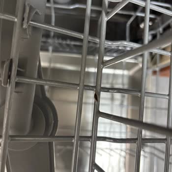 Bosch Bulaşık Makinesi: Paslanan Raf Ve Müşteri Hizmetleri Sorunu