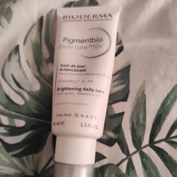 Bioderma Pigmentbio SPF 50+ dürftiges Abbröckeln trotz Anwendung von Markenprodukten