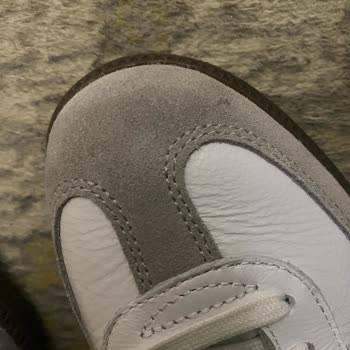 Adidas'tan Kusurlu Ürün Ve İade Sorunu