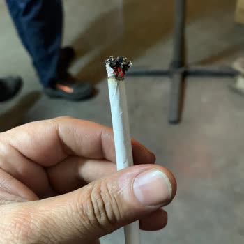 Parliament Sigara Kalitesinde Düşüş Ve Kötü Koku