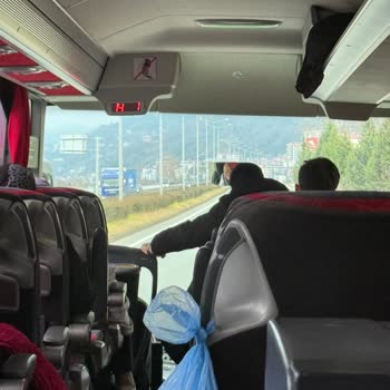 Otobüs Yolculuğunda Bitmeyen Çile Ve Umursamazlık
