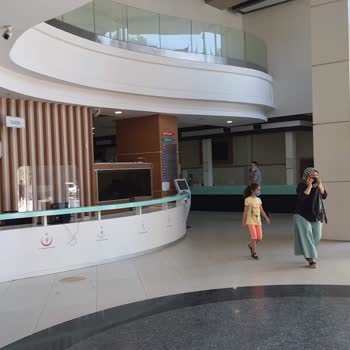 Hastane İlgisizliği Ve Bilgi Eksikliği Mağduriyeti