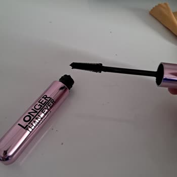 Flormar Maskara Hayal Kırıklığı: Kuruma Ve Yapışma Sorunu