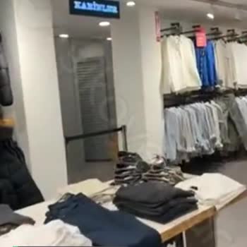 Mavi Jeans Maltepe \Bayrampaşa'da Kabin Sorunu!