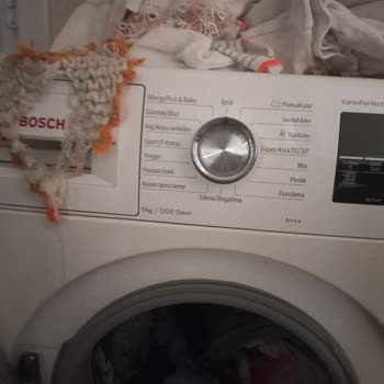 Моя стиральная машина Bosch рвёт одежду и течёт