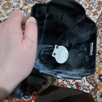 Sinbo Süpürgemin Ağız Kısmı Kırıldı Ve Tozlar Dökülüyor