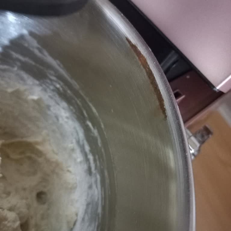 Karaca Züccaciye Paslanan Hamur Yoğurma Makinesi Sorunu