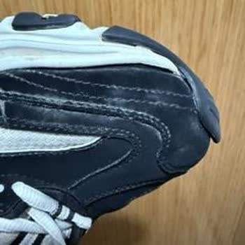 Skechers D’Lites Shoes Falling Apart – No Warranty Support