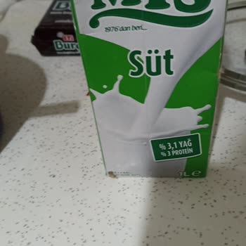 Uygun Fiyatlı Süt Yoğurt Parçacıklarıyla Şaşırttı