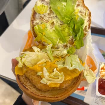 Burger King'te Uzayan Bekleyiş Ve Eksik Sipariş Sorunu