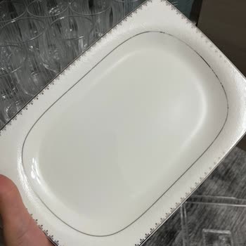 Yaldızları Soyulan Yemek Takımı Ve İlgisiz Müşteri Hizmetleri