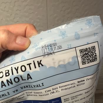 Granola Paketinde İplik Parçaları Şoku