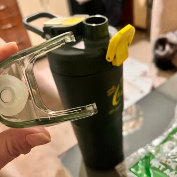 Vagonlife Hepsiburada'dan Aldığım Matara Kapakları Kırıldı, Muhatap Bulamıyorum