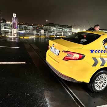 Taksici Tarafından Haksız Ücret Ve Rahatsız Edici Davranış