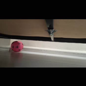 Kırılan Kanepe Ayakları Ve Ulaşılamayan Destek