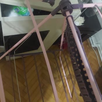 Perilla Çamaşır Askılığı Kırılma Sorunu