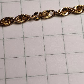 Atasay'dan Aldığım Bileklik Sürekli Kopuyor Ve Müşteri Hizmetleri Yetersiz