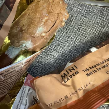 Küflü Magnum Mini Dondurmalar Şoku