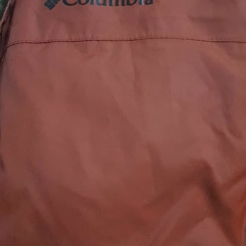 Columbia Yağmurluk Su Geçiriyor, Müşteri Hizmetleri Sorunu Çözmüyor