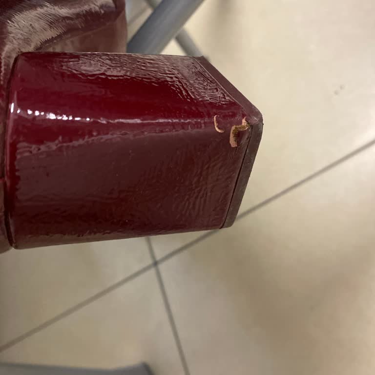 Stradivarius Bot Derisi Hızla Deforme Oldu