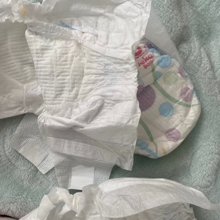 Molfix Diapers Missing Velcro Straps – Poor Quality Control